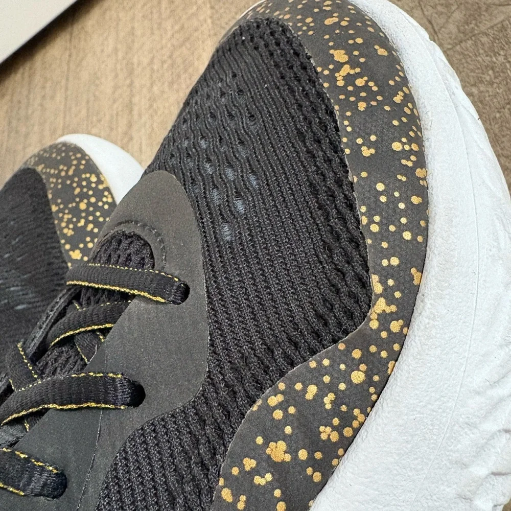 Under Armour barley worn